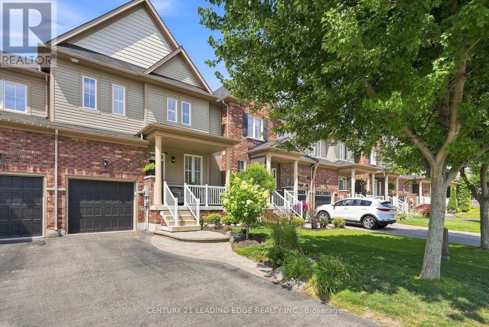 70 Ross Wright Avenue, Clarington, Ontario  L1C 3A6 - Photo 4 - E13663406