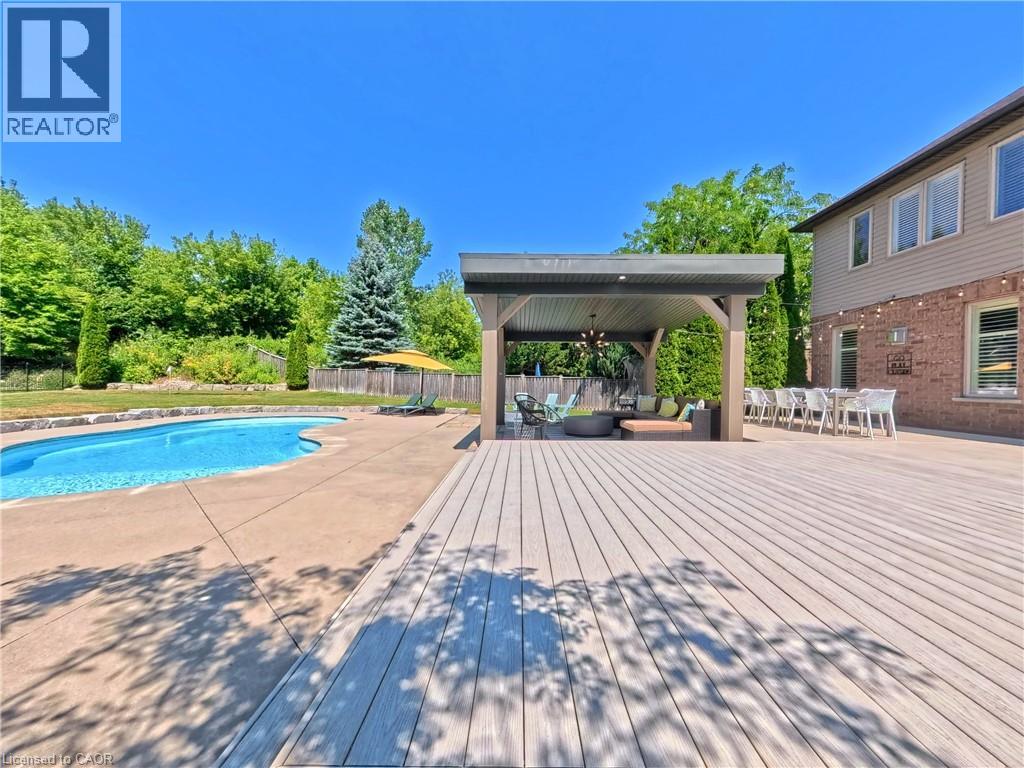 913 Valebrook Court, Kitchener, Ontario  N2A 0E5 - Photo 43 - 40854699