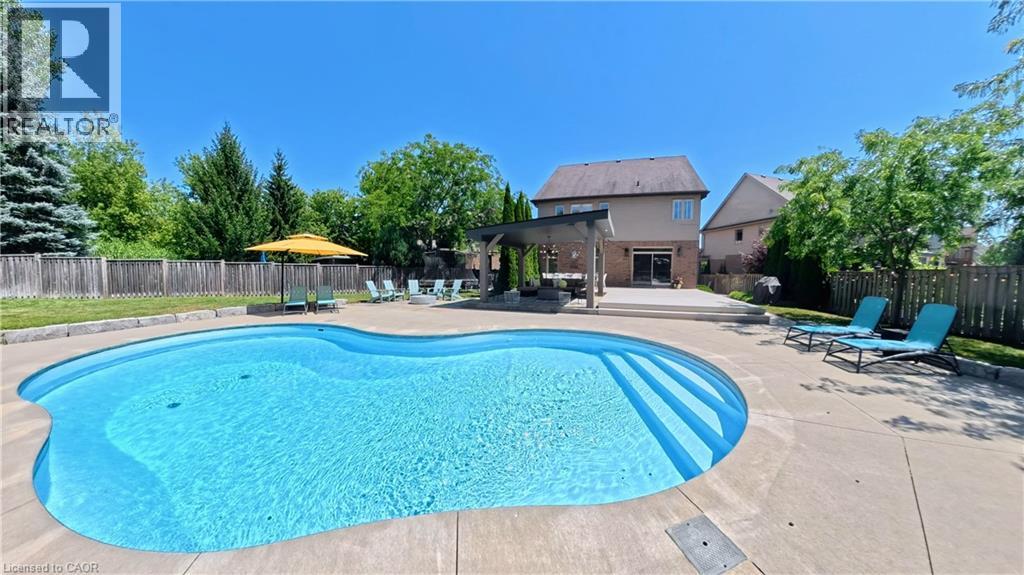 913 Valebrook Court, Kitchener, Ontario  N2A 0E5 - Photo 45 - 40854699