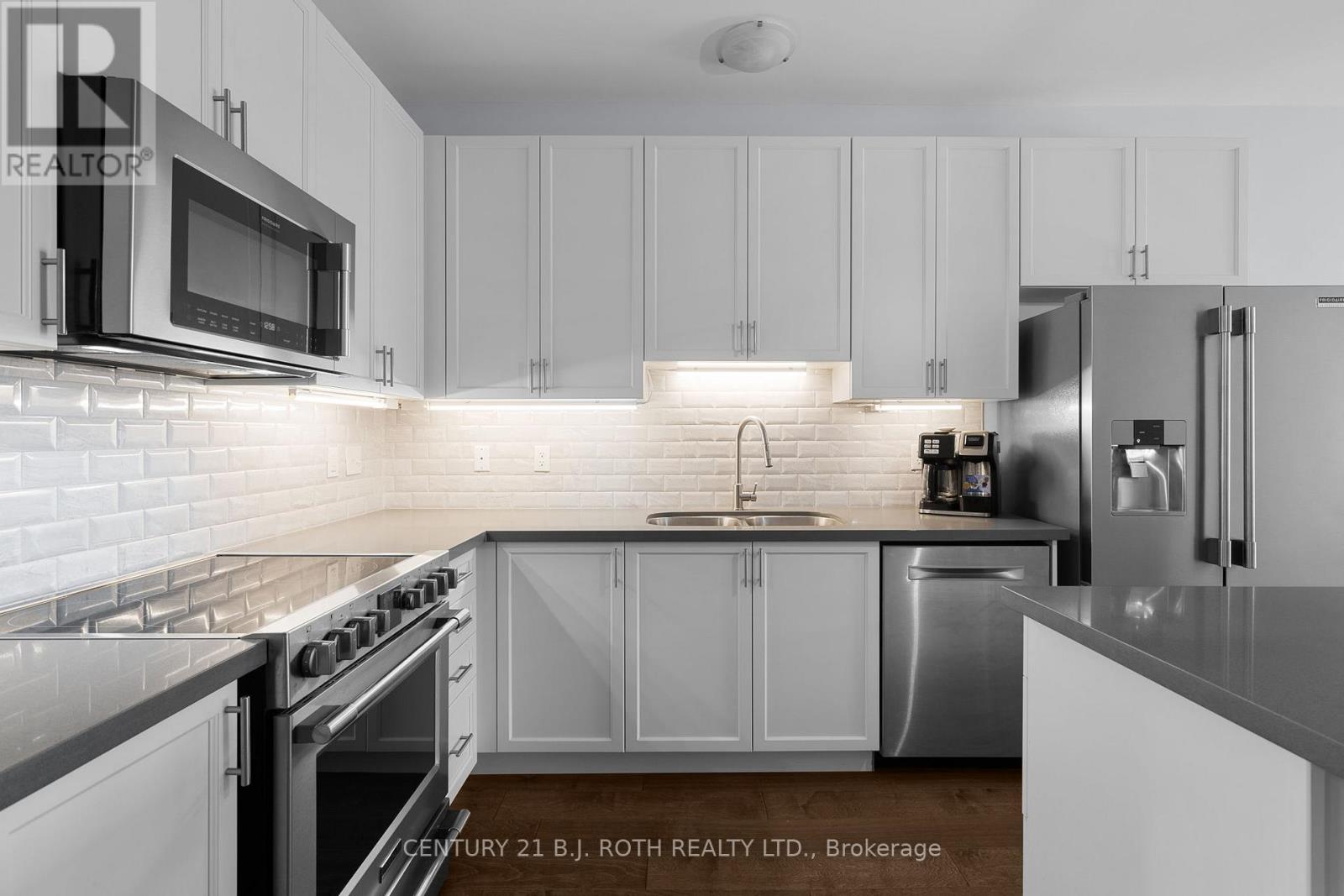 117 Isabella Drive, Orillia, Ontario  L3V 8K7 - Photo 5 - S13663374