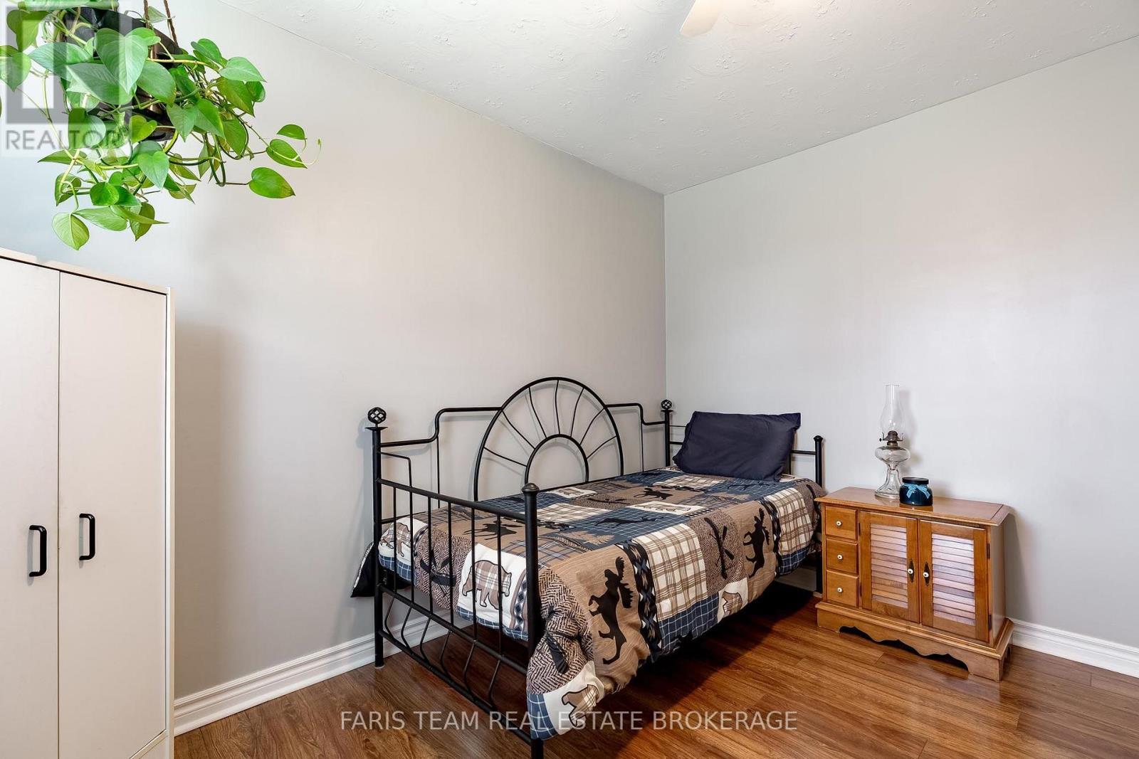 207 Warnica Road, Barrie, Ontario  L4N 3Z2 - Photo 16 - S13656676