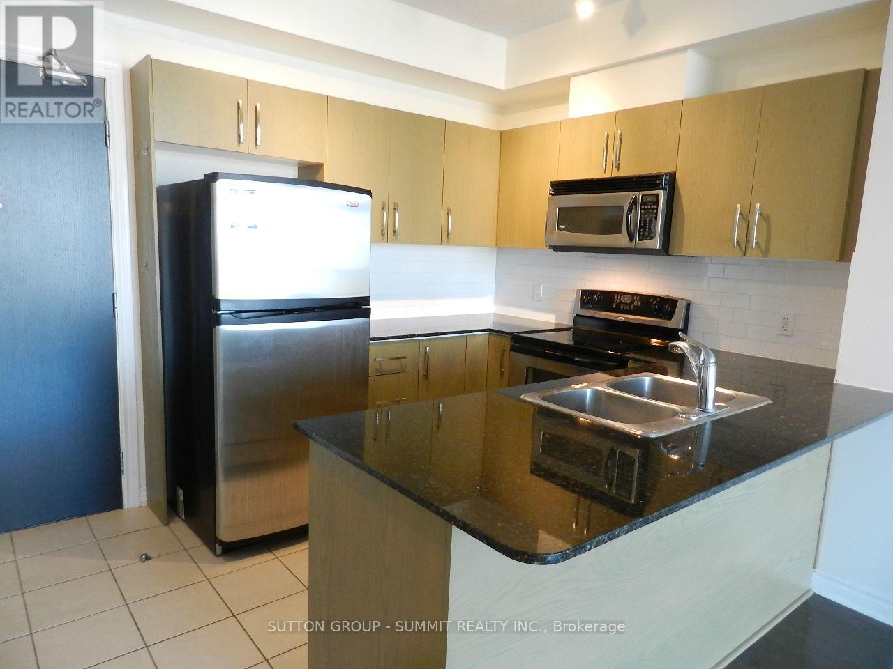 1003 - 3504 Hurontario Street, Mississauga, Ontario L5B 1P2 - Photo 2 - W13663284