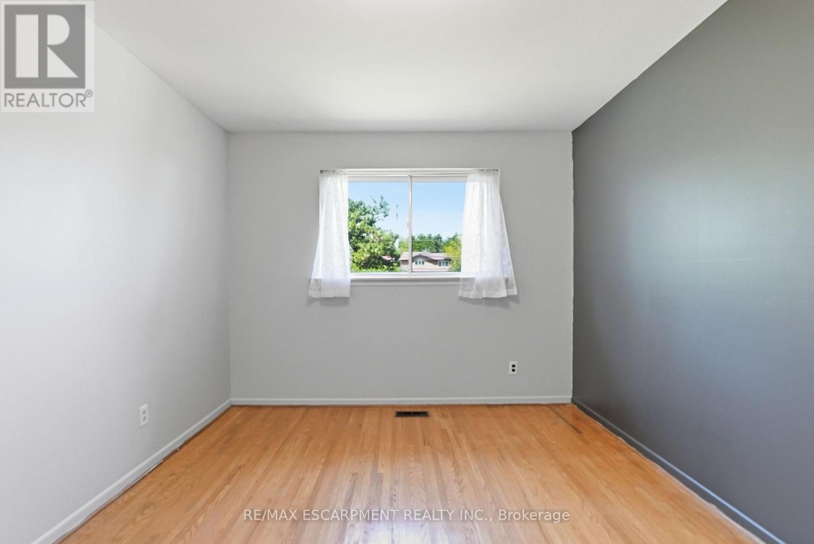 2469 Padstow Crescent, Mississauga, Ontario  L5J 2G2 - Photo 18 - W13663372