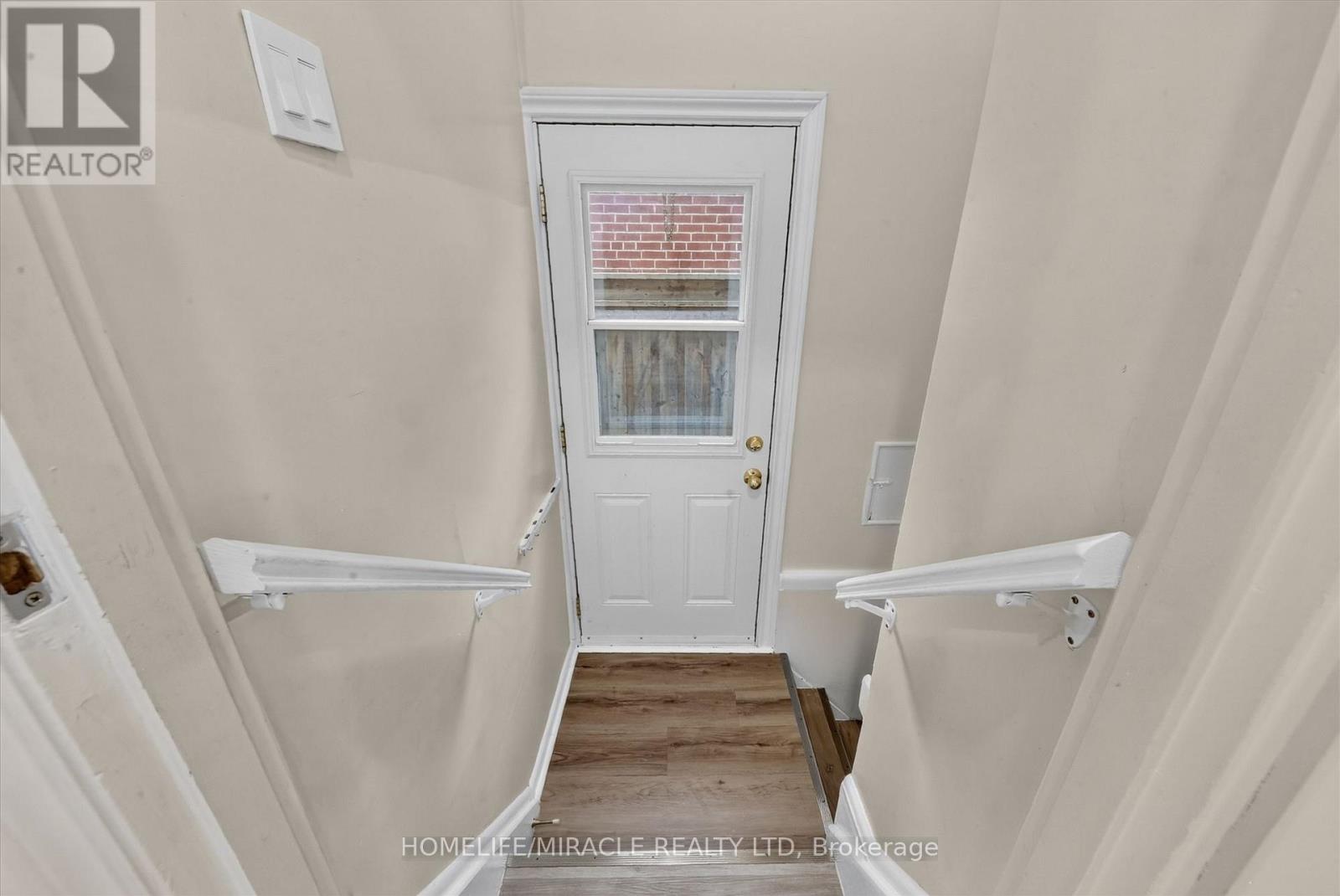 18 Elderfield Crescent, Toronto, Ontario M9C 3K7 - Photo 23 - W13663384
