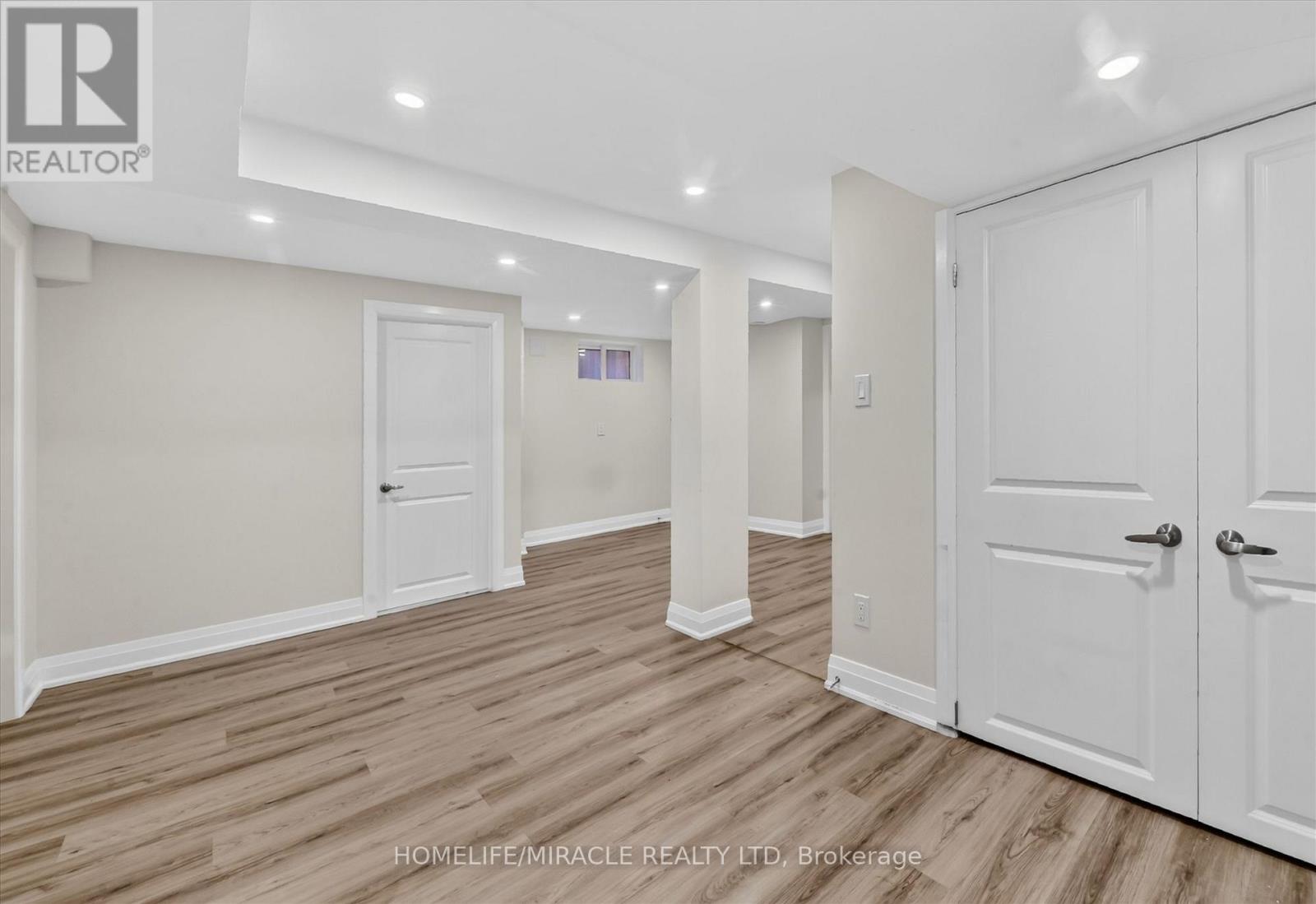 18 Elderfield Crescent, Toronto, Ontario M9C 3K7 - Photo 30 - W13663384