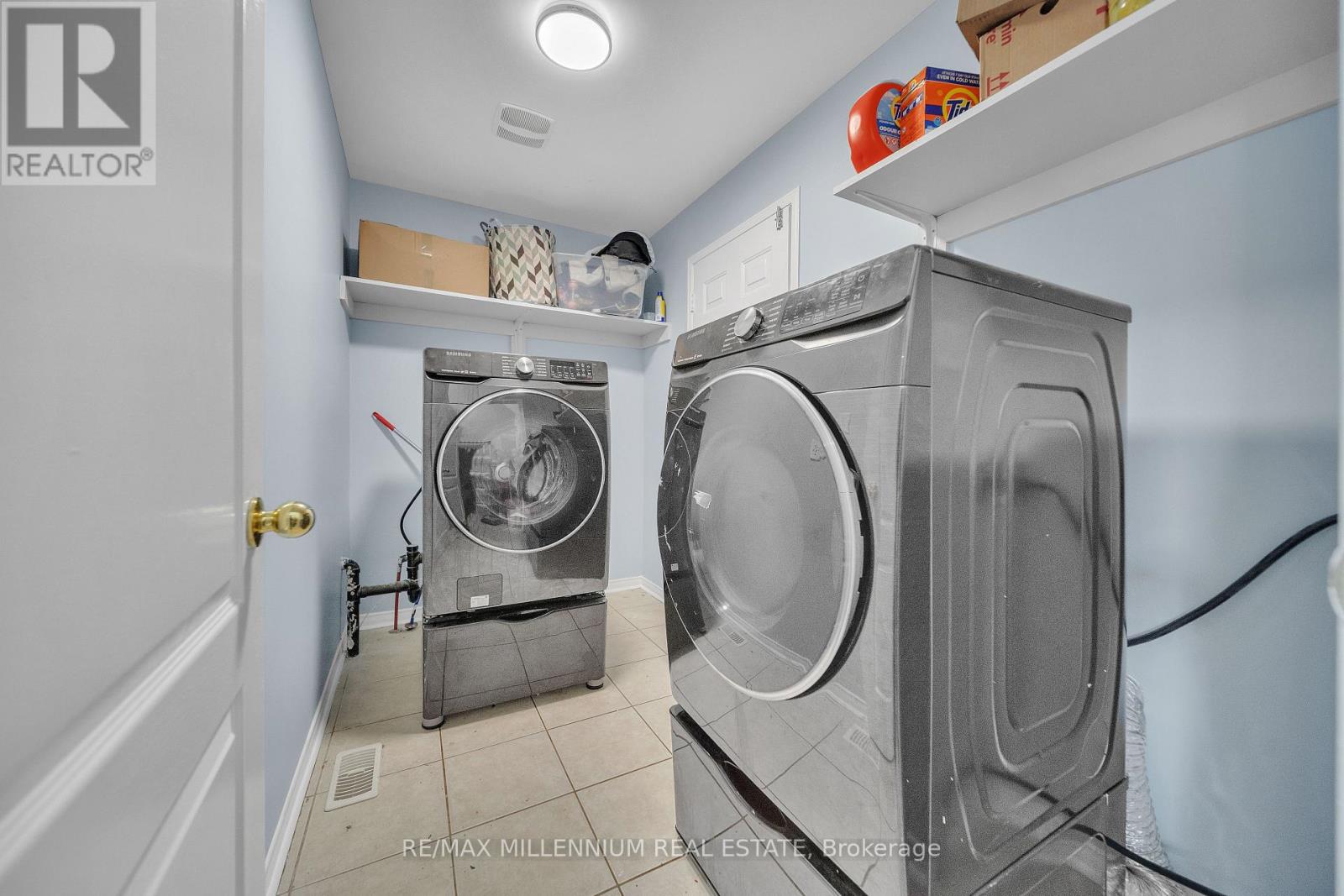 54 Buick Boulevard, Brampton, Ontario  L7A 3X7 - Photo 18 - W13663390
