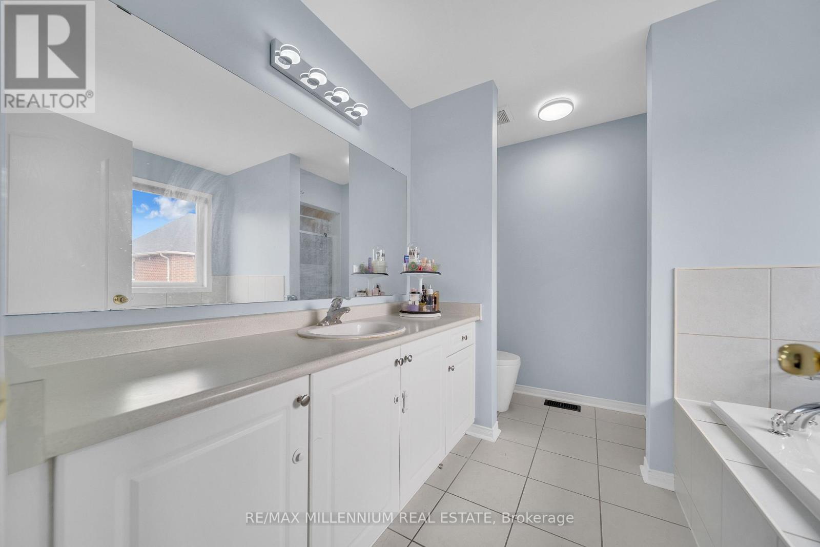 54 Buick Boulevard, Brampton, Ontario  L7A 3X7 - Photo 27 - W13663390