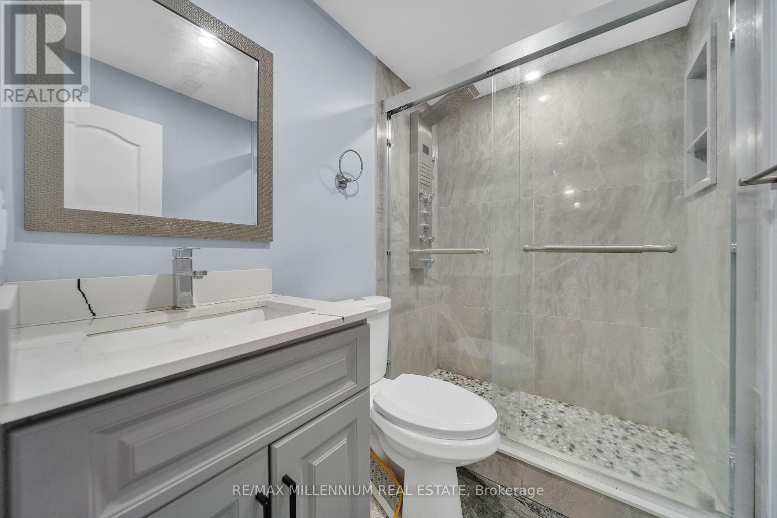 54 Buick Boulevard, Brampton, Ontario  L7A 3X7 - Photo 39 - W13663390