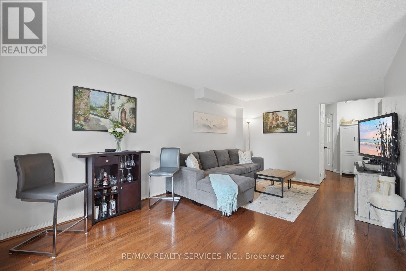 10 Valonia Drive, Brampton, Ontario  L6V 4J2 - Photo 10 - W13663404