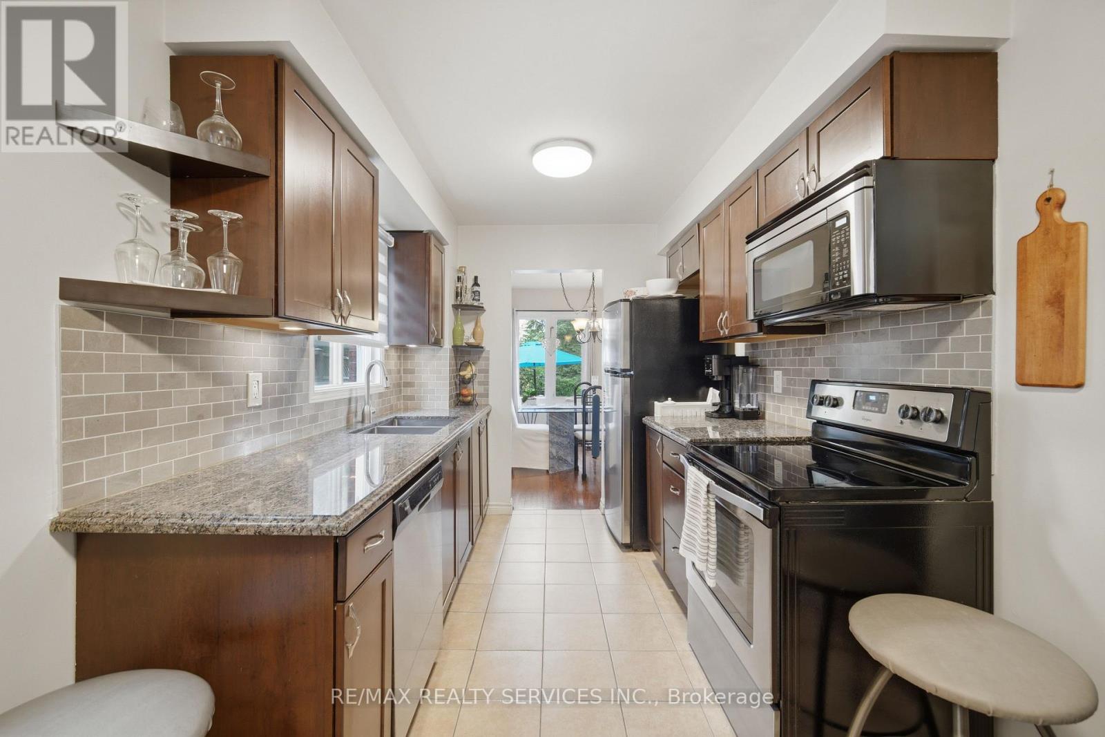 10 Valonia Drive, Brampton, Ontario  L6V 4J2 - Photo 16 - W13663404