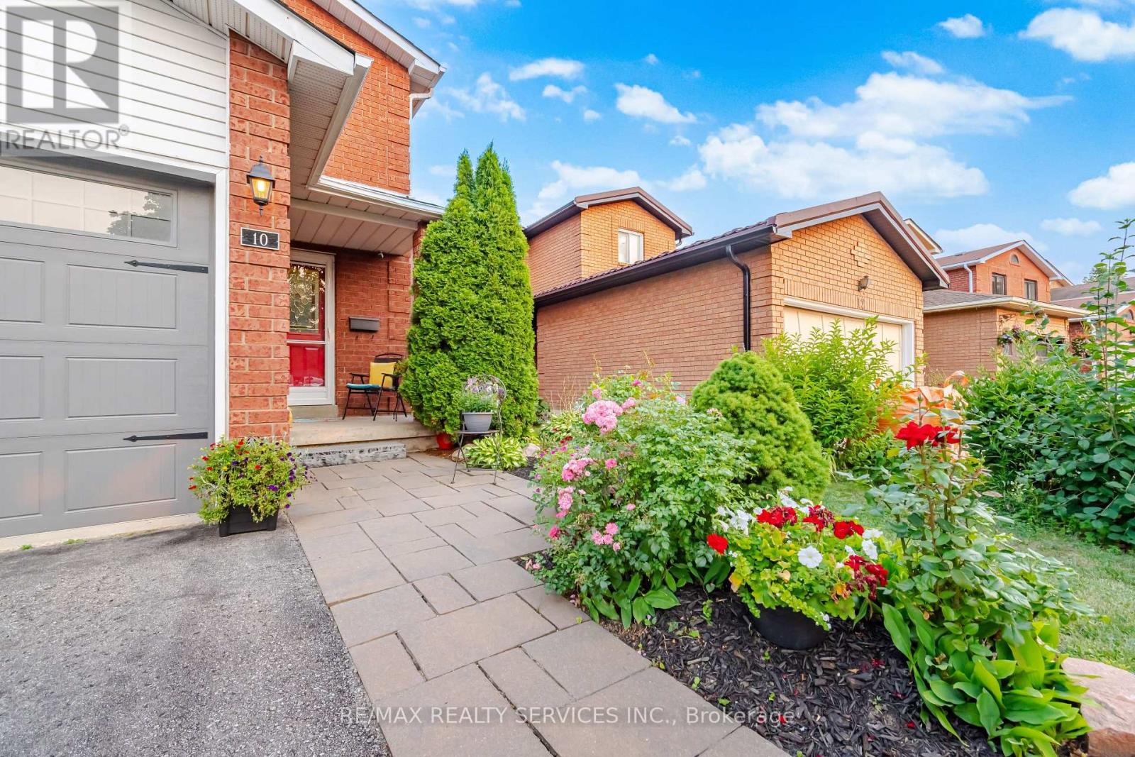 10 Valonia Drive, Brampton, Ontario  L6V 4J2 - Photo 5 - W13663404