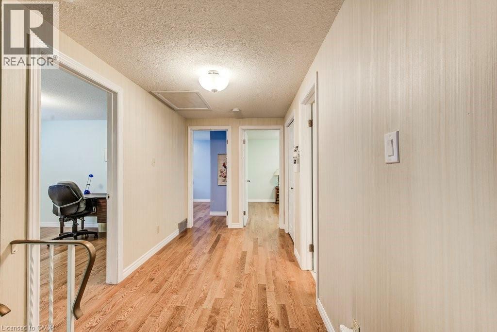 94 Mccarron Crescent, Waterloo, Ontario  N2L 5N2 - Photo 31 - 40843672