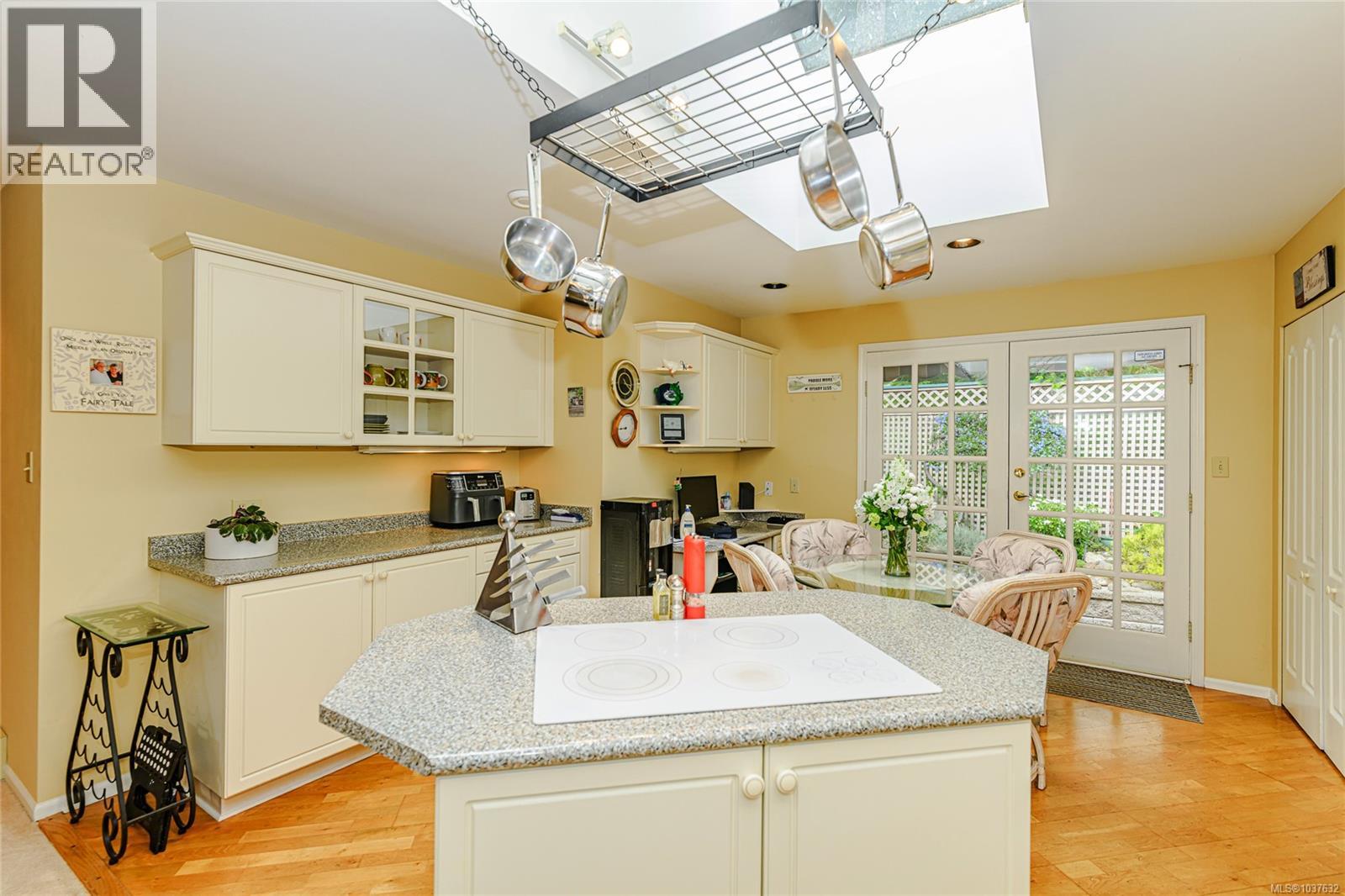204 Cormorant Cres, Salt Spring, British Columbia  V8K 1G8 - Photo 15 - 1037632