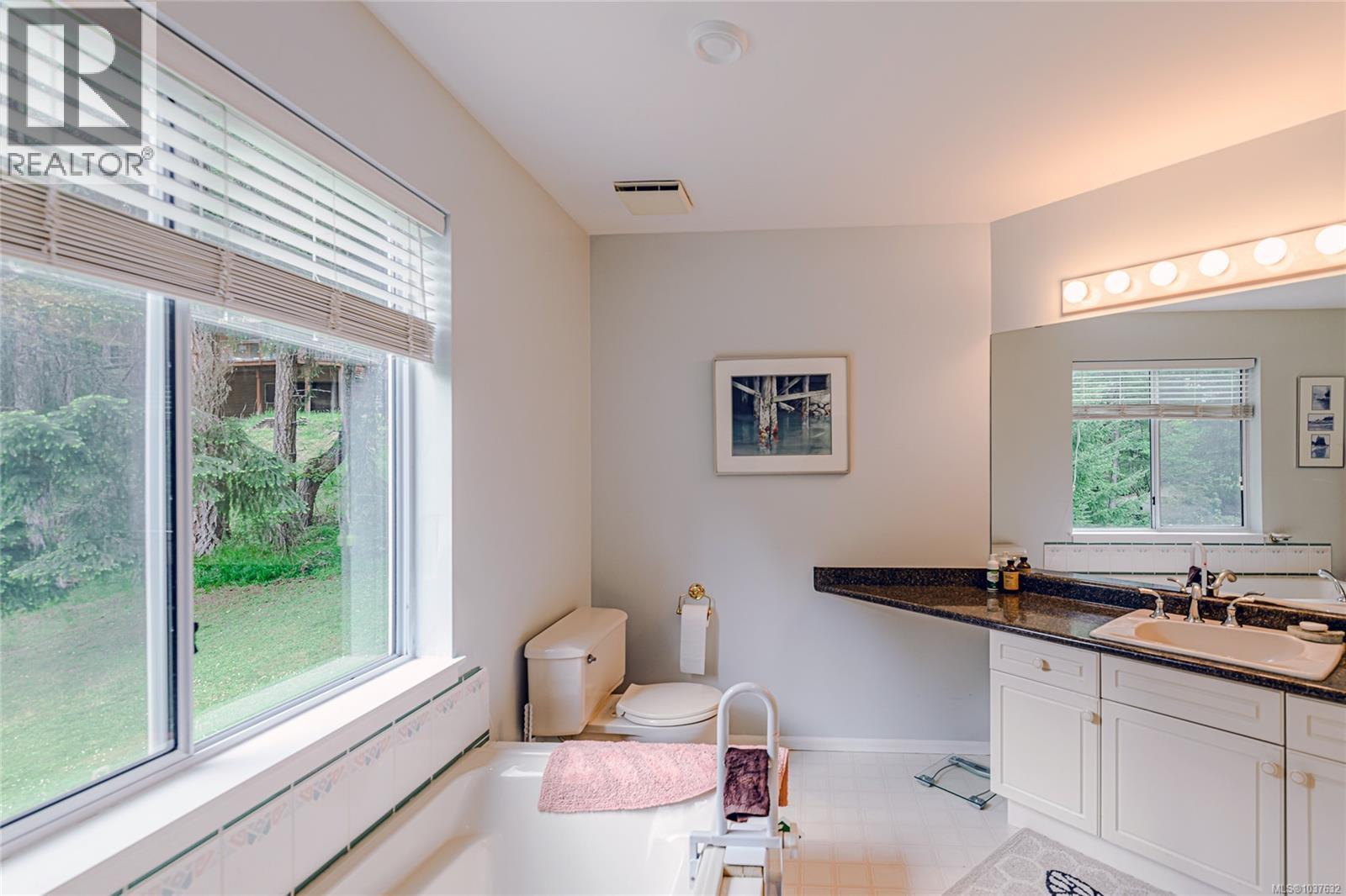 204 Cormorant Cres, Salt Spring, British Columbia  V8K 1G8 - Photo 21 - 1037632