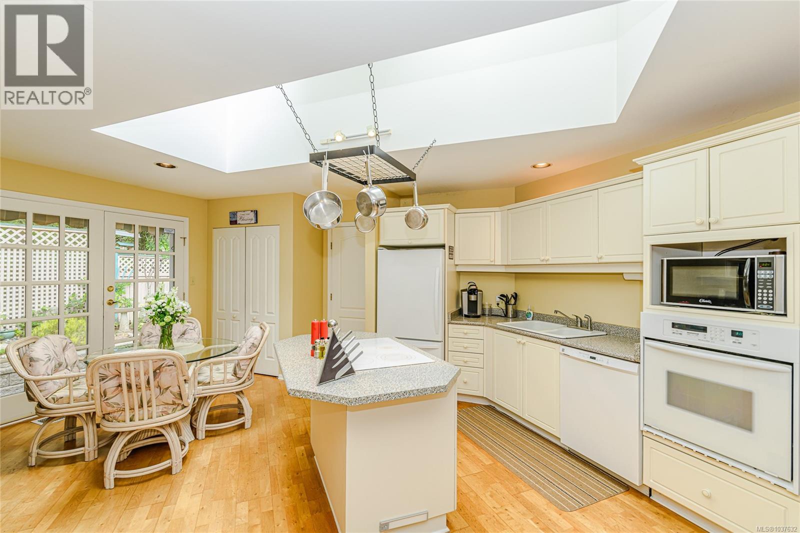 204 Cormorant Cres, Salt Spring, British Columbia  V8K 1G8 - Photo 14 - 1037632