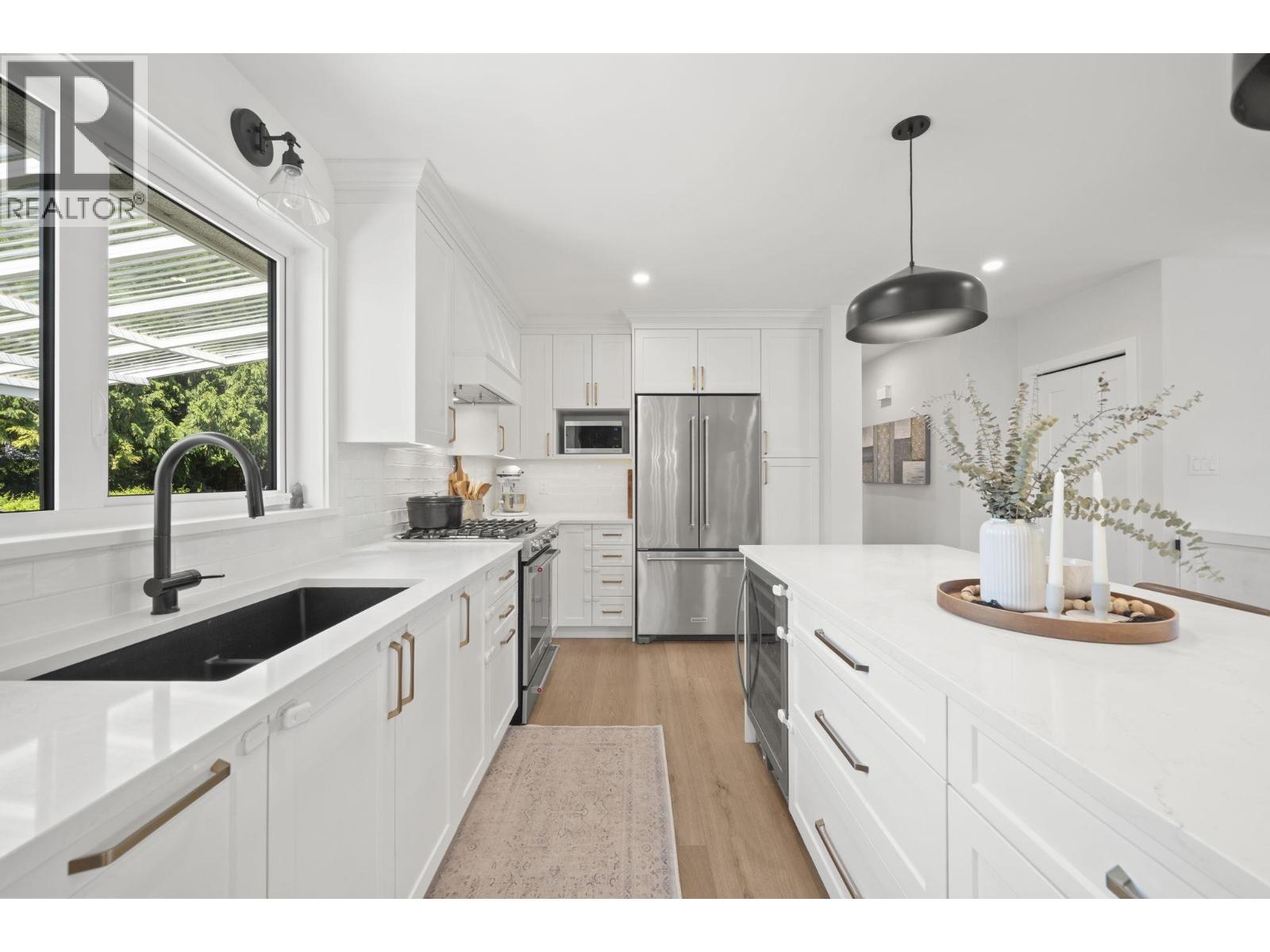 5301 10a Avenue, Delta, British Columbia  V4M 1Y5 - Photo 4 - R3150210