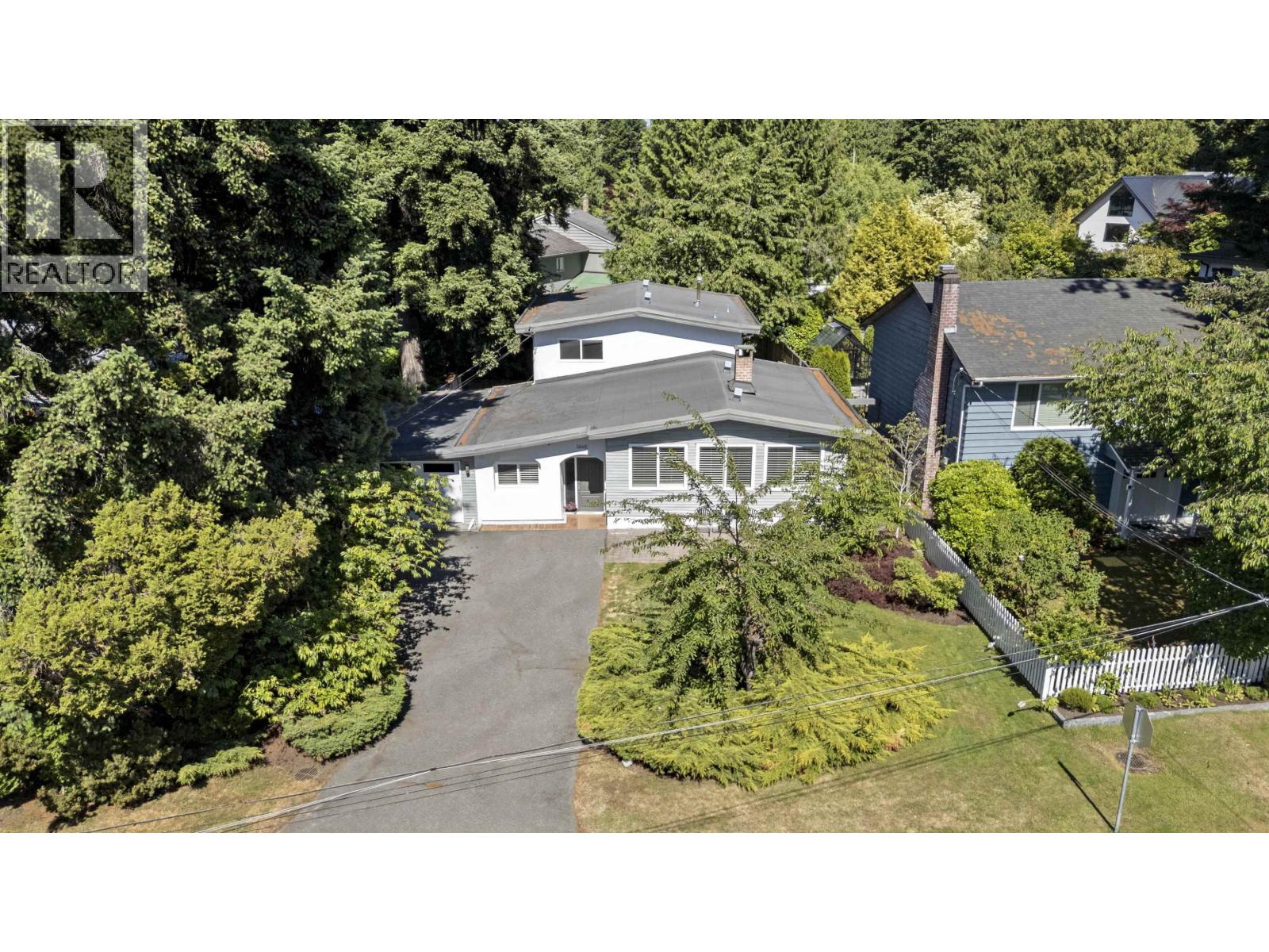 1448 Farrell Avenue, Delta, British Columbia  V4L 1V4 - Photo 2 - R3135224