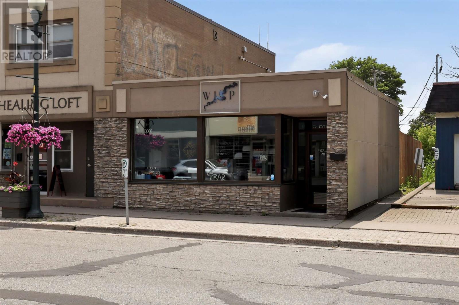715 Queen ST E, Sault Ste. Marie, Ontario