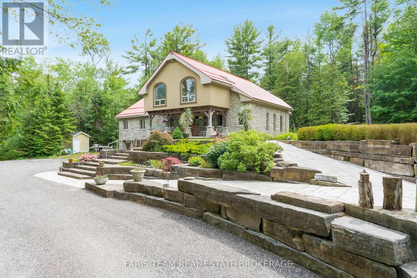 636 Harbour Street, Innisfil, Ontario  L0L 1K0 - Photo 4 - N13650608