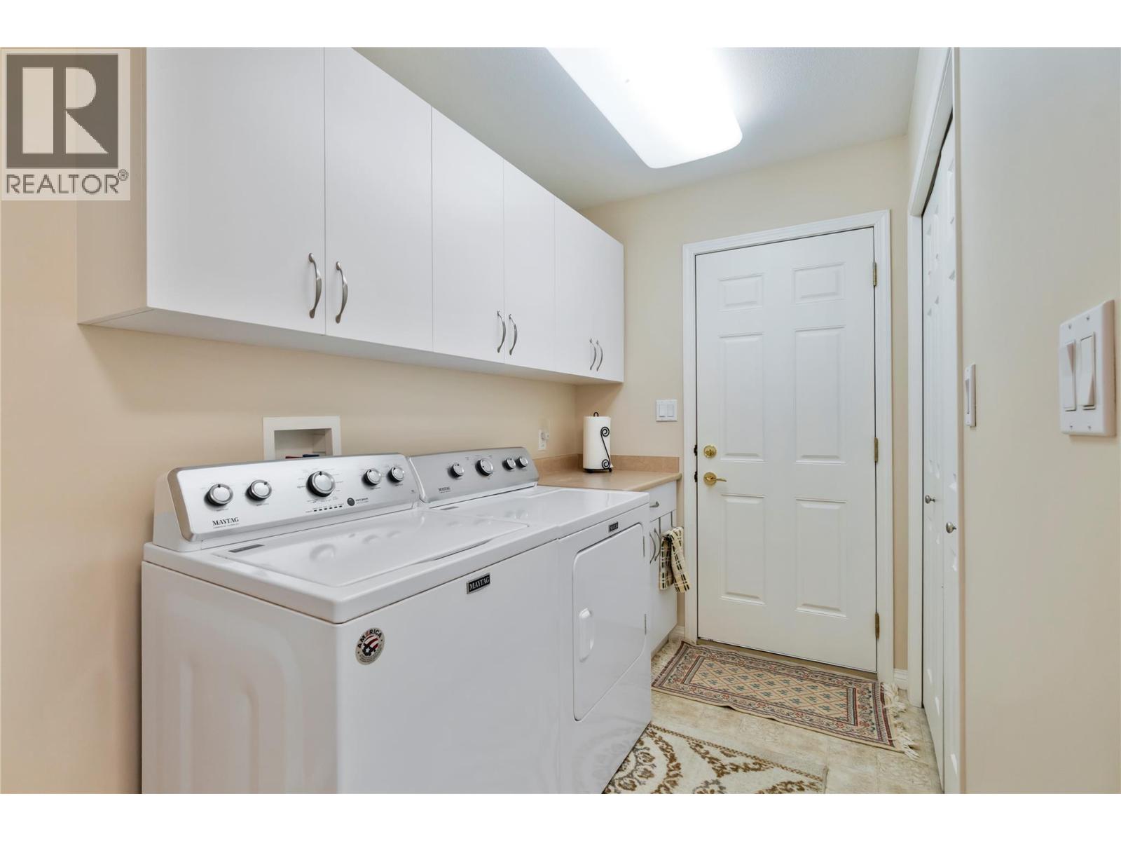 1406 Huckleberry Drive, Sorrento, British Columbia  V0E 2W1 - Photo 13 - 10395158
