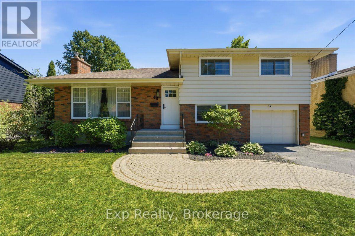 48 MELROSE CRESCENT