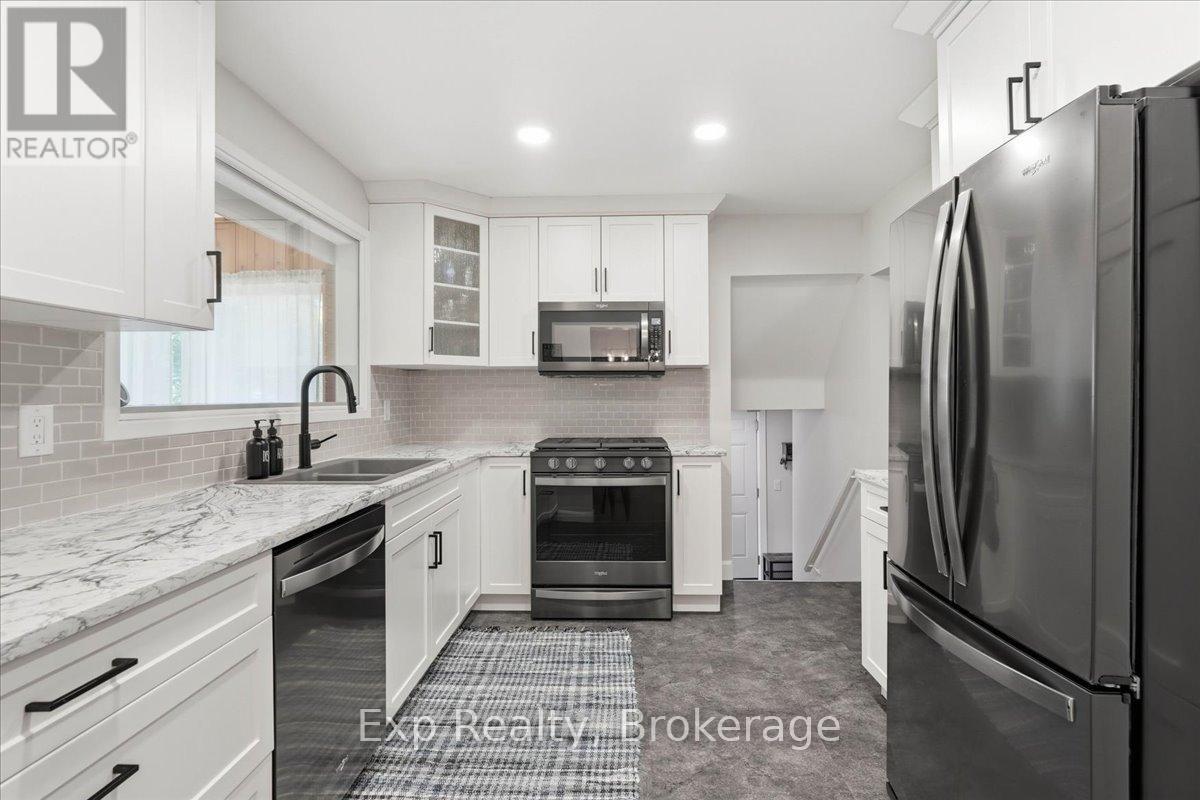 48 Melrose Crescent, Belleville, Ontario  K8N 1X9 - Photo 2 - X13663618
