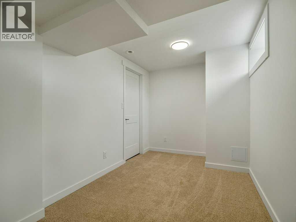 690 Florence Street, Pincher Creek, Alberta  T0K 1W0 - Photo 47 - A2336203