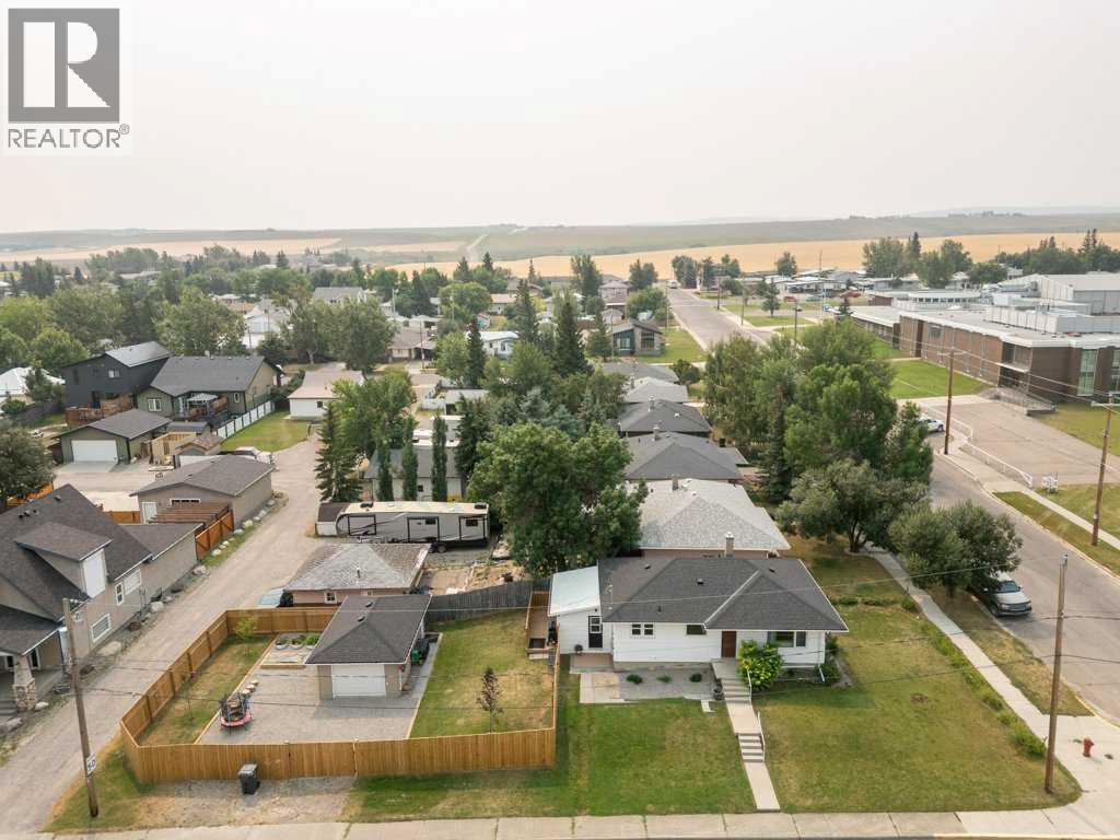 690 Florence Street, Pincher Creek, Alberta  T0K 1W0 - Photo 49 - A2336203