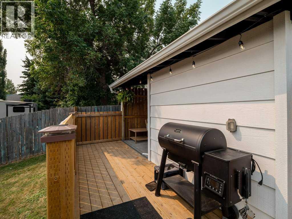 690 Florence Street, Pincher Creek, Alberta  T0K 1W0 - Photo 35 - A2336203