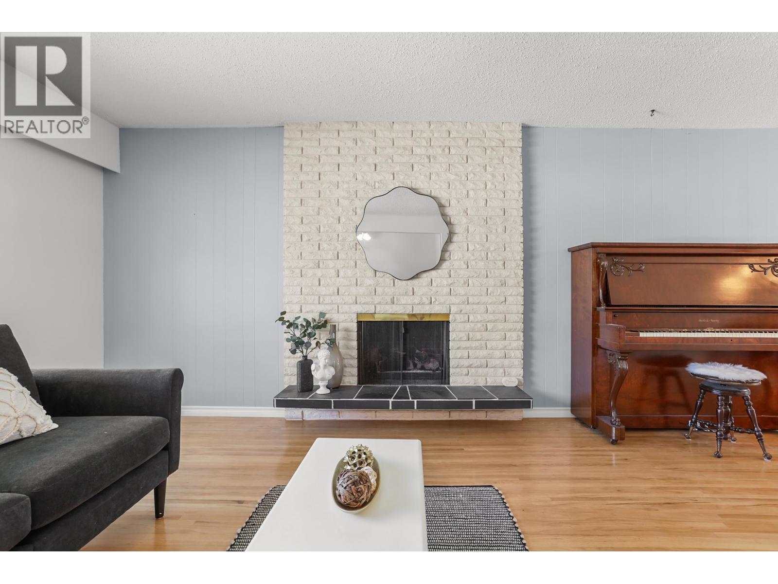 11663 Morris Street, Maple Ridge, British Columbia  V2X 5C5 - Photo 6 - R3131899