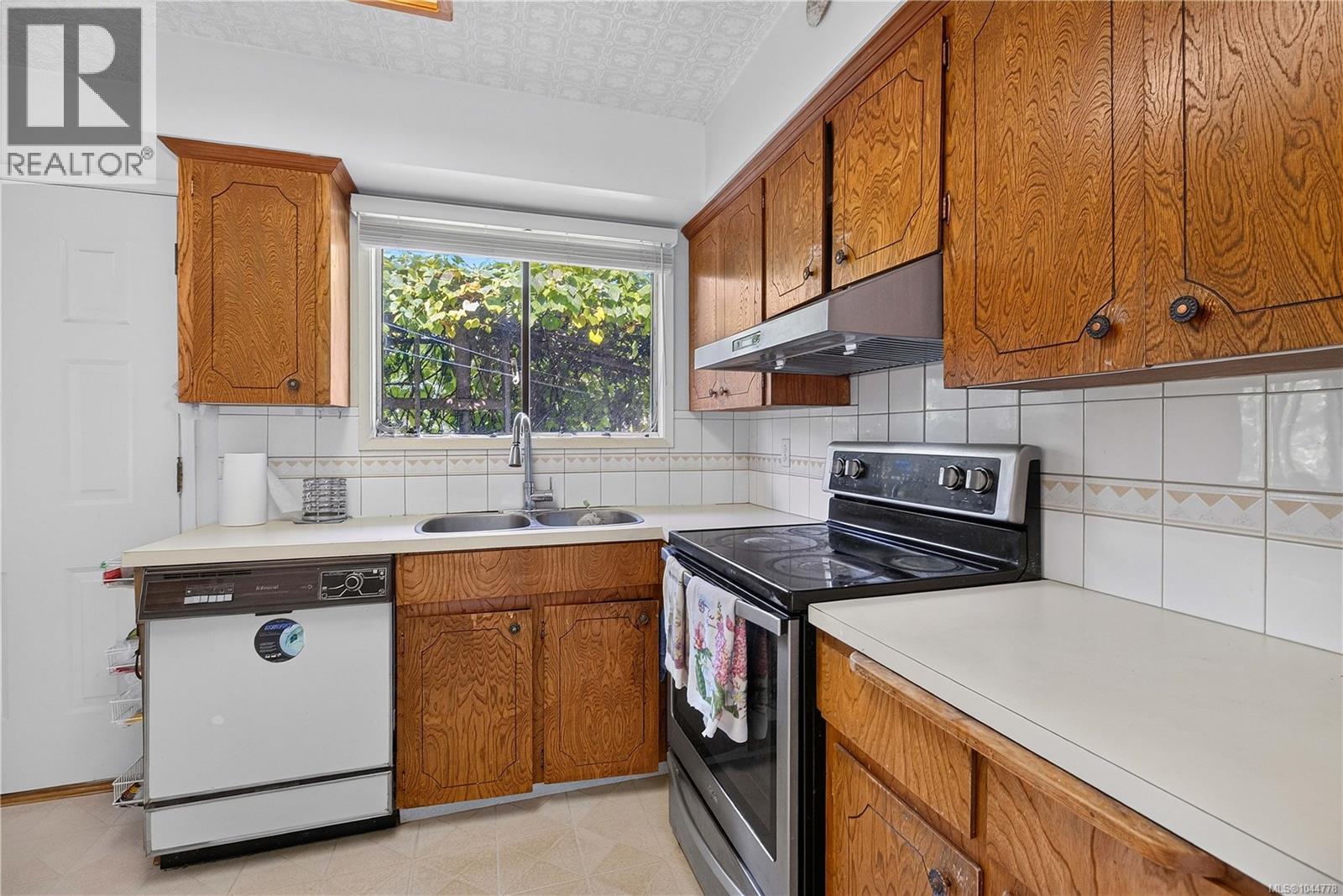 132 Thulin St S, Campbell River, British Columbia  V9W 2J7 - Photo 46 - 1044778