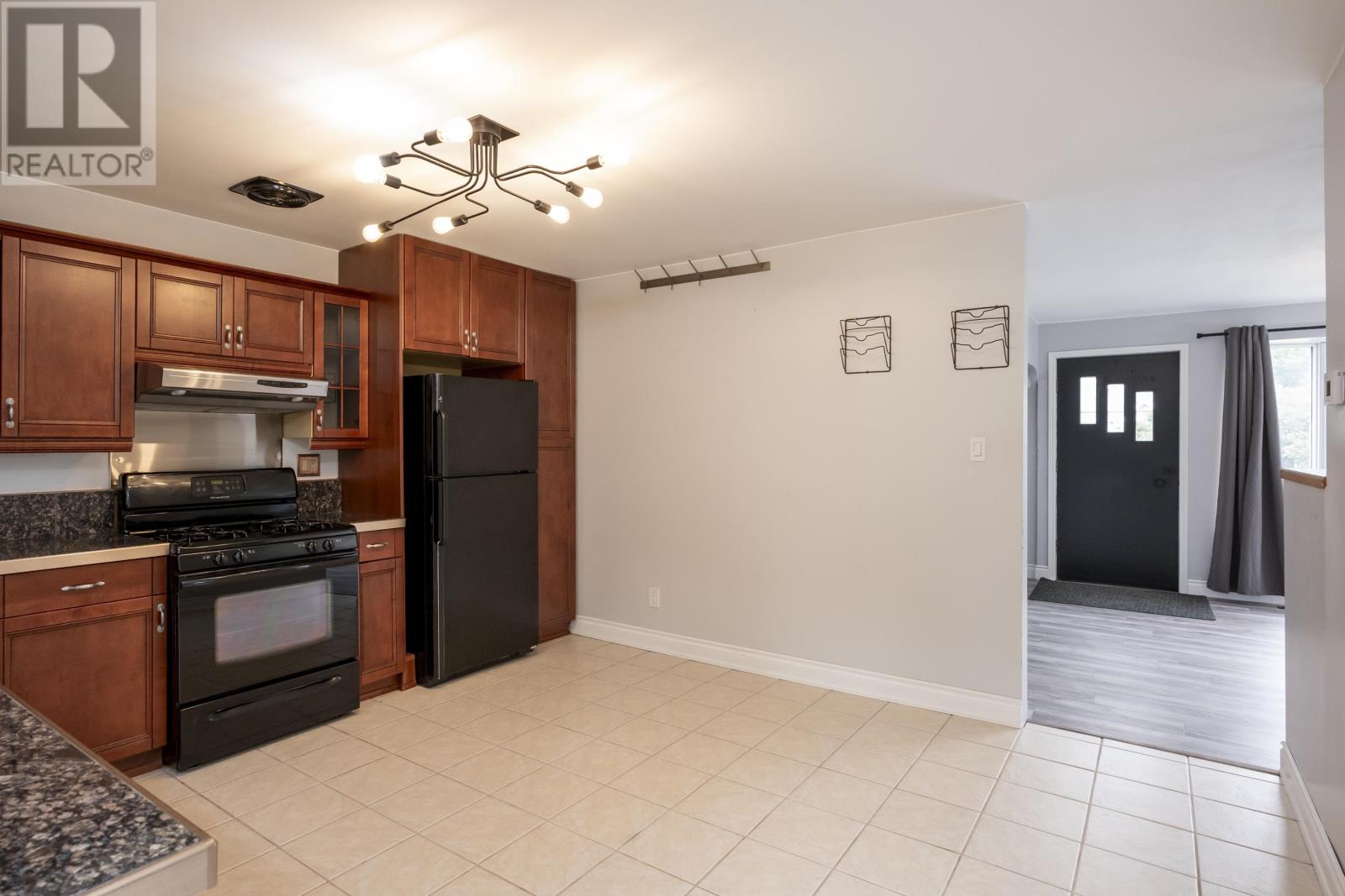 238 Angus St, Thunder Bay, Ontario  P7A 2Y4 - Photo 18 - TB2602330