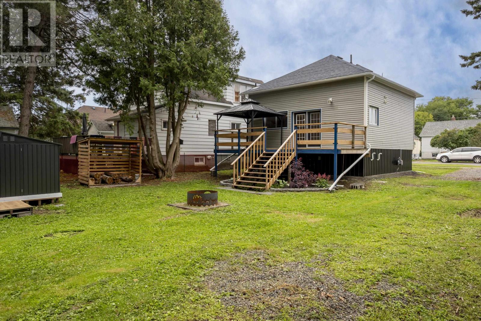 238 Angus St, Thunder Bay, Ontario  P7A 2Y4 - Photo 5 - TB2602330