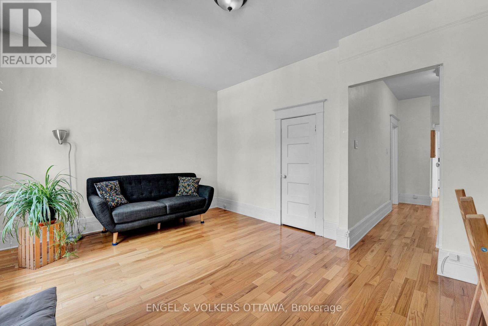 2 - 172 Ivy Crescent, Ottawa, Ontario K1M 1X6 - Photo 4 - X13663466