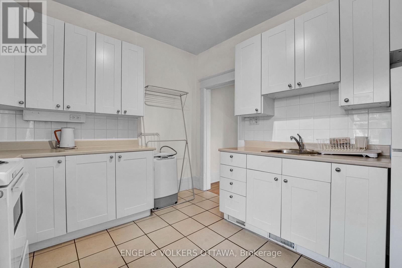 2 - 172 Ivy Crescent, Ottawa, Ontario  K1M 1X6 - Photo 9 - X13663466