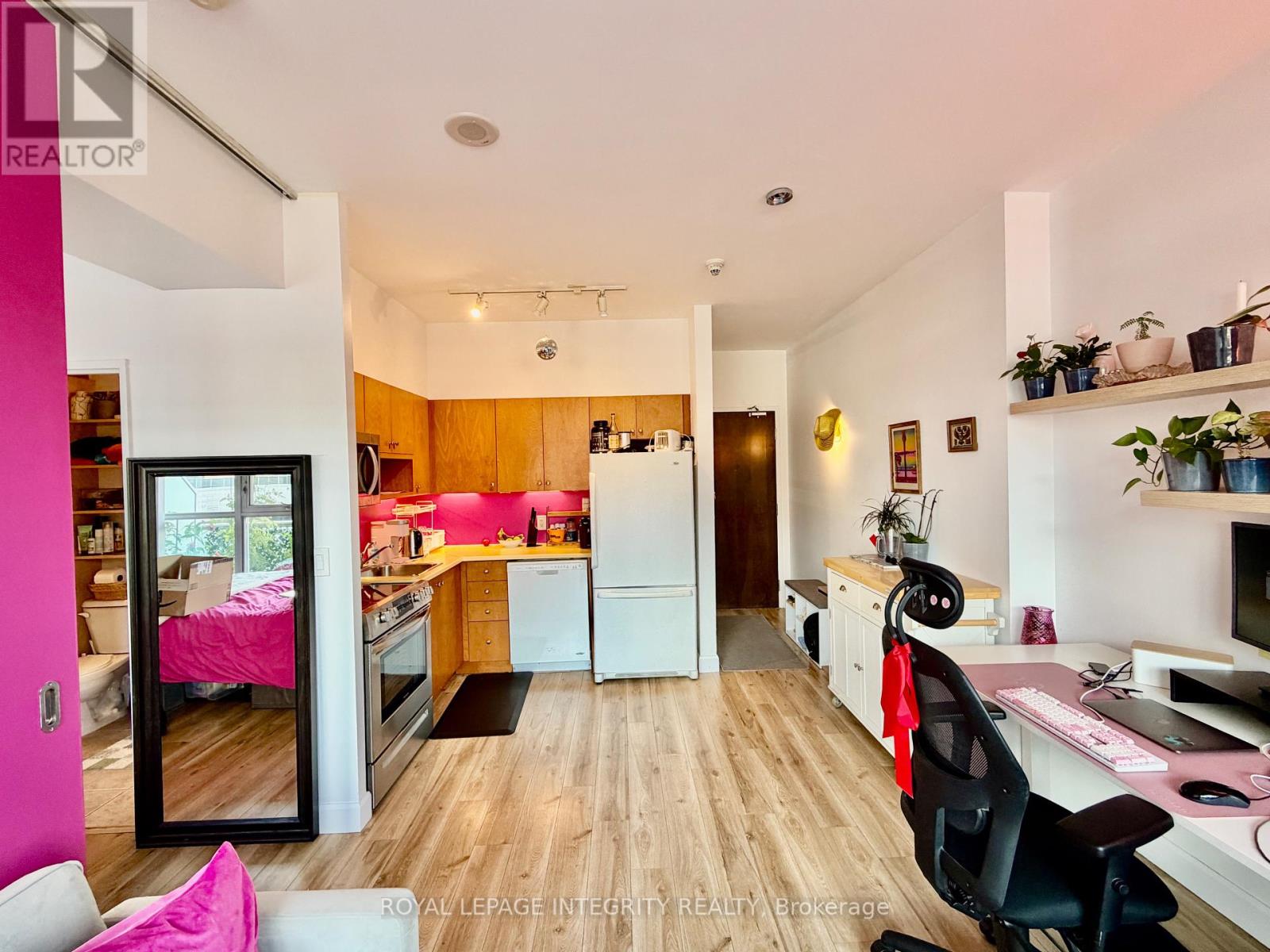302 - 179 George Street, Ottawa, Ontario  K1N 1J8 - Photo 12 - X13663520