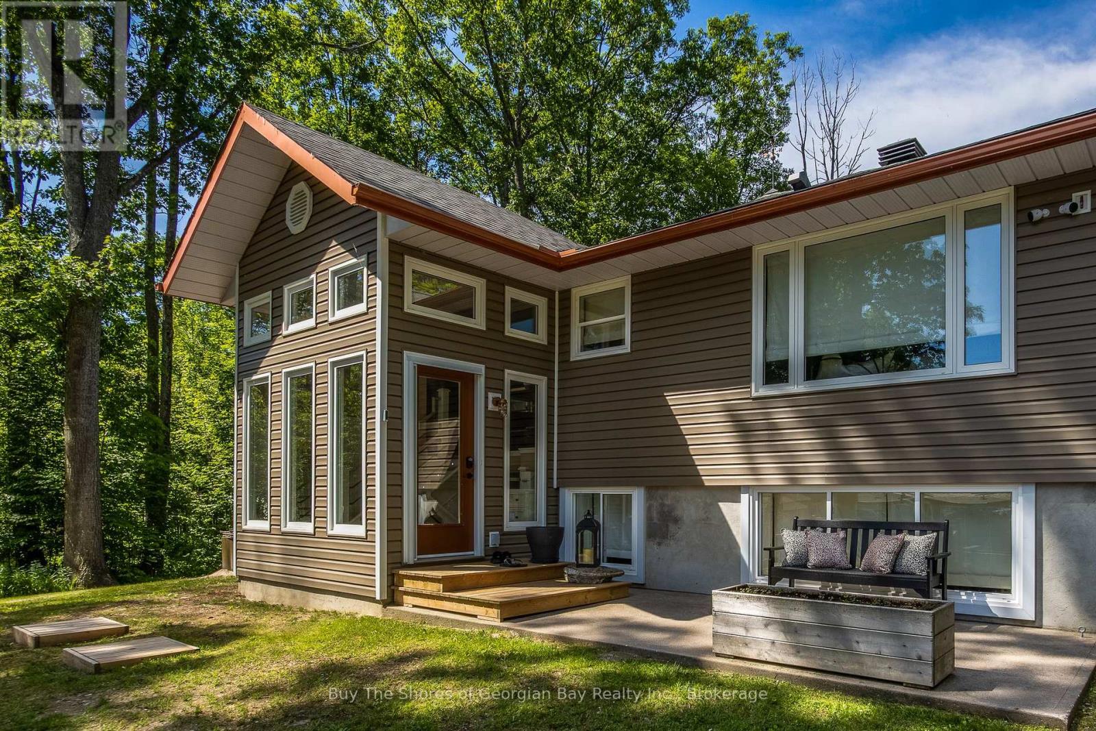 40 Polish Avenue, Penetanguishene, Ontario  L9M 1W7 - Photo 4 - S13470784