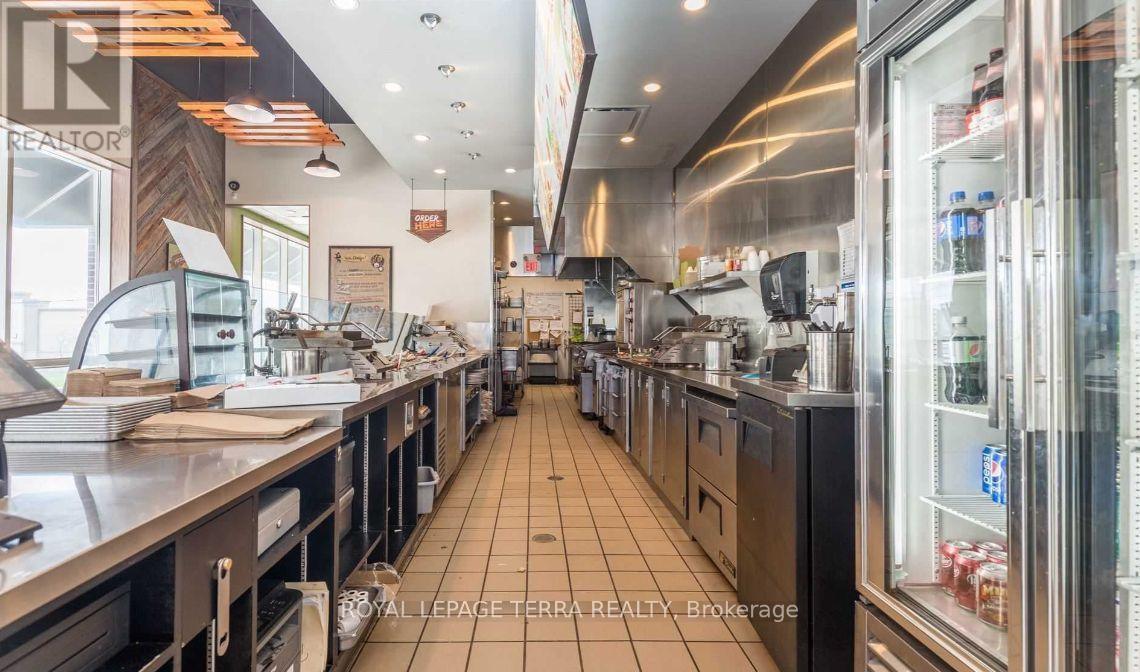 18267 Yonge Street, East Gwillimbury, Ontario  L9N 0J1 - Photo 15 - N13126808