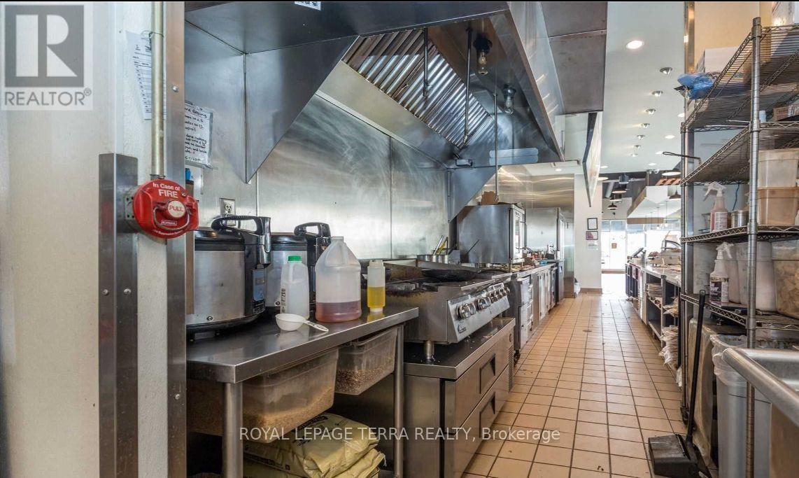 18267 Yonge Street, East Gwillimbury, Ontario  L9N 0J1 - Photo 19 - N13126808