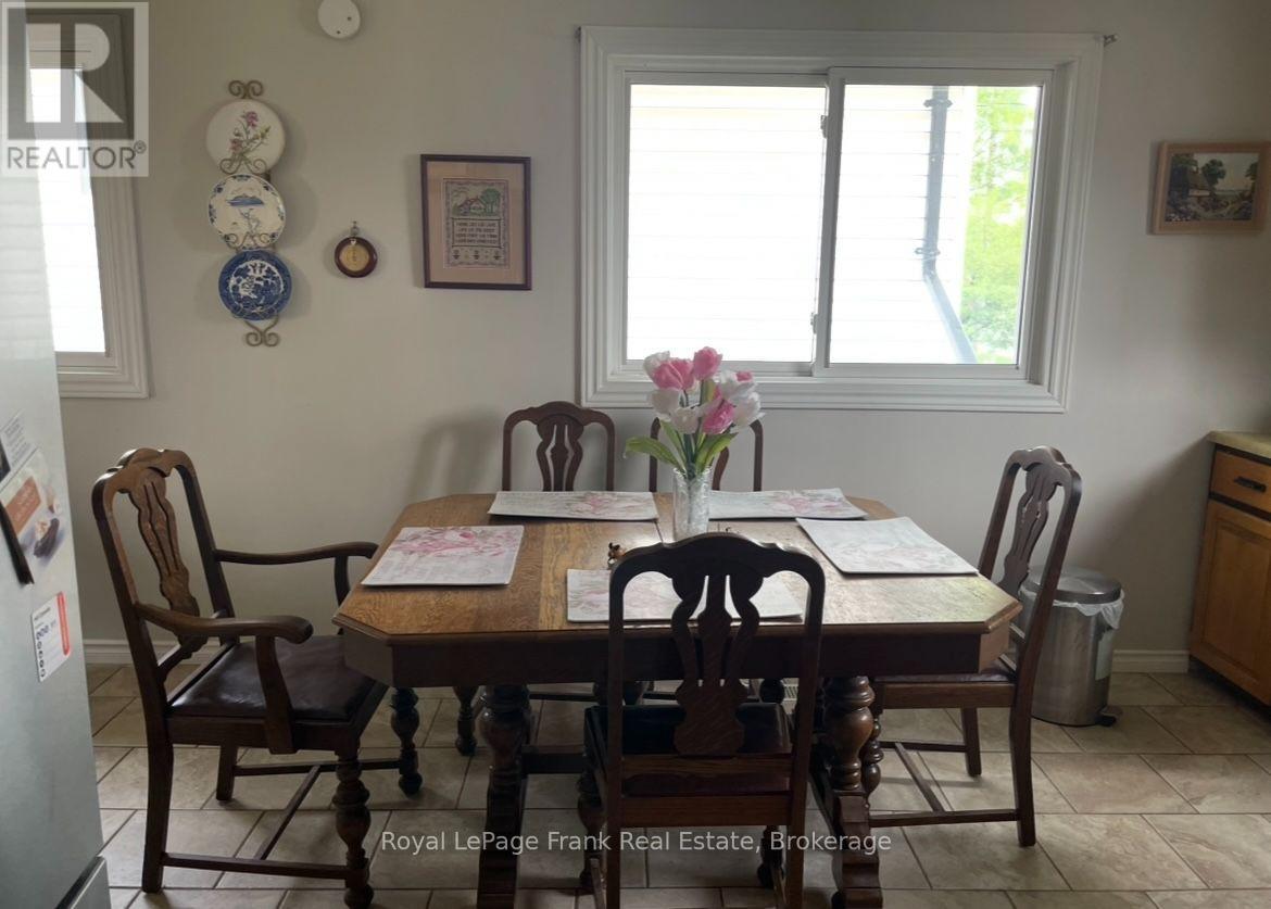 438 Rose Avenue, Peterborough, Ontario  K9J 4E4 - Photo 7 - X13434242