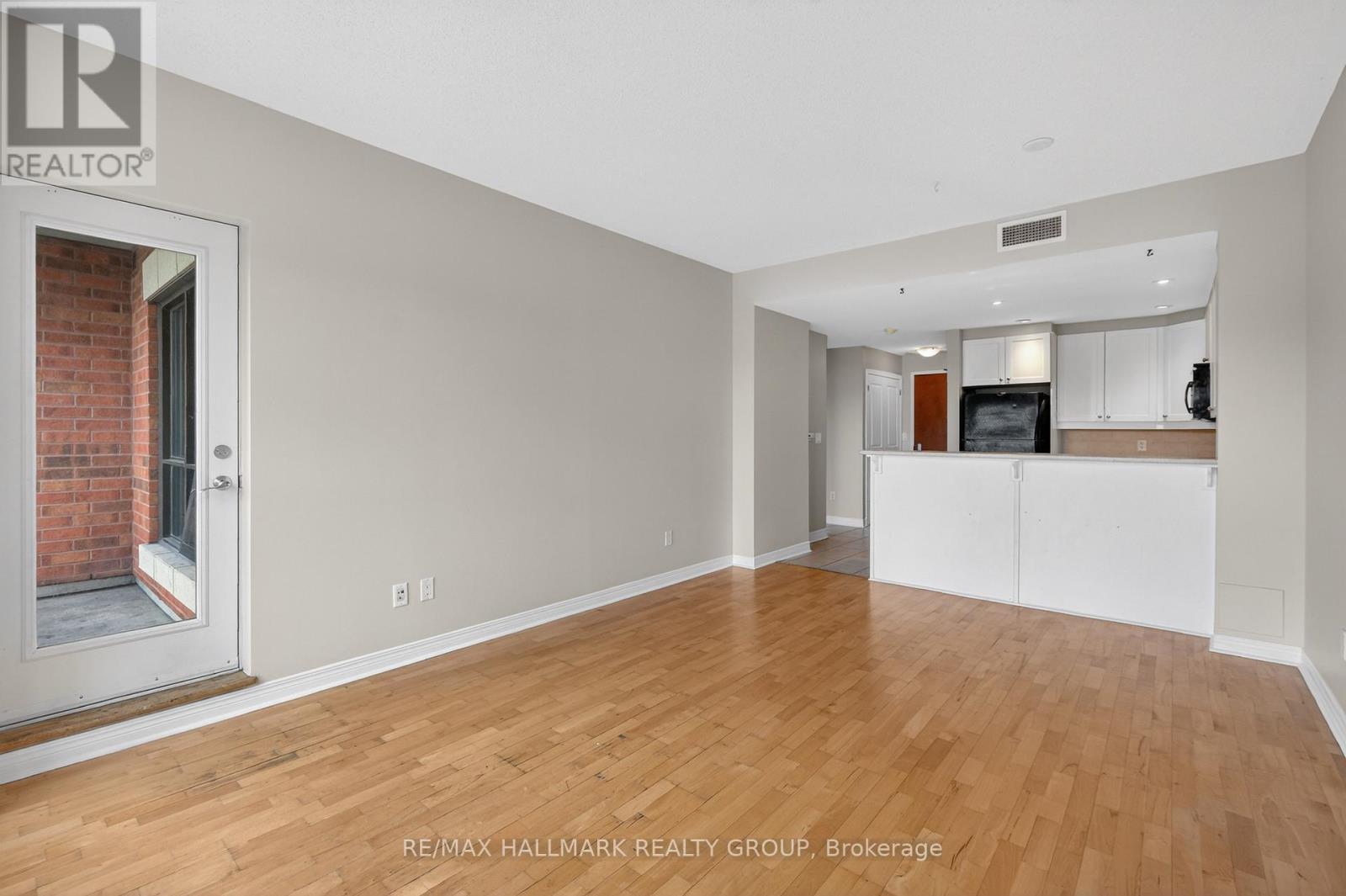 301 - 1005 Beauparc Private, Ottawa, Ontario  K1J 0A1 - Photo 18 - X13663346