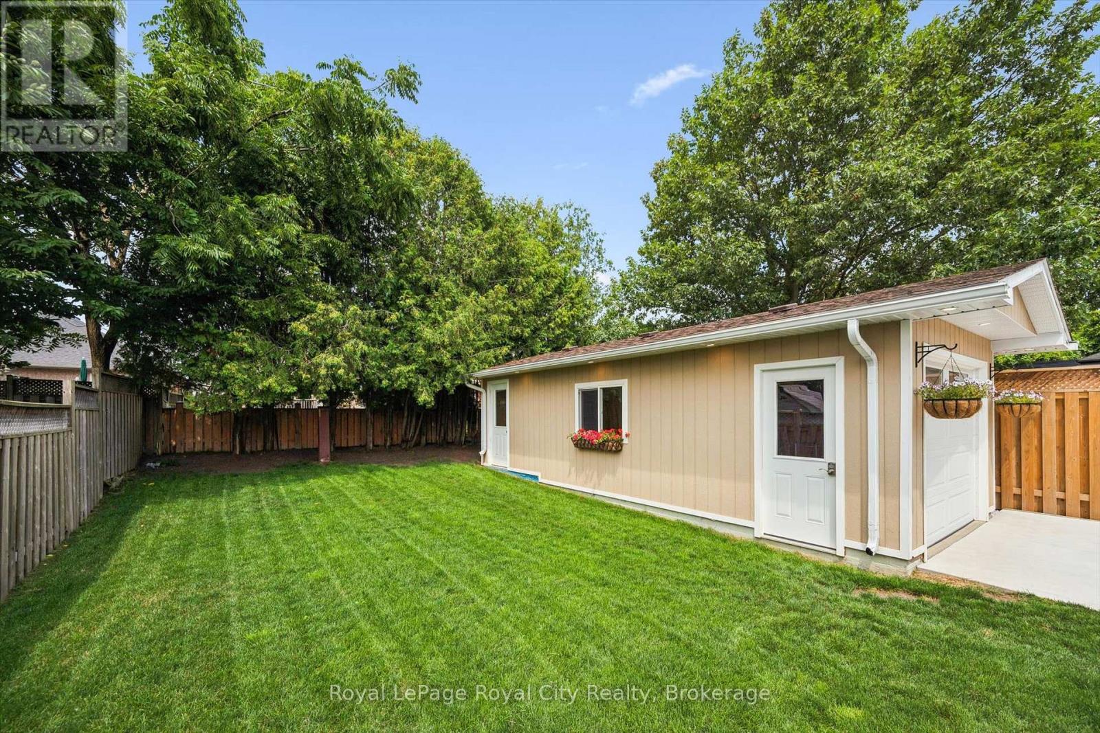 188 Country Club Drive, Guelph (Victoria North), Ontario  N1E 3L2 - Photo 26 - X13663566