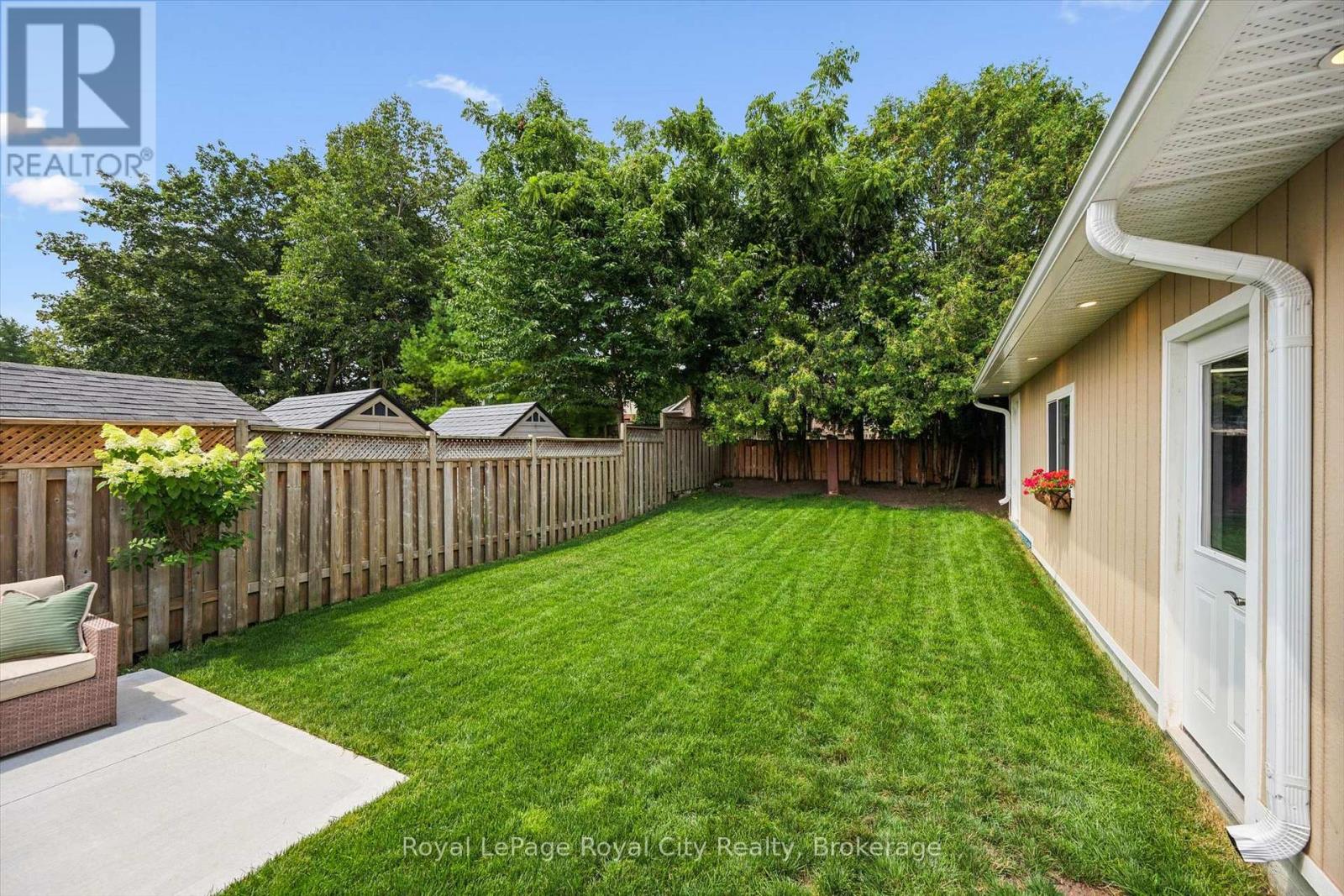 188 Country Club Drive, Guelph (Victoria North), Ontario  N1E 3L2 - Photo 29 - X13663566