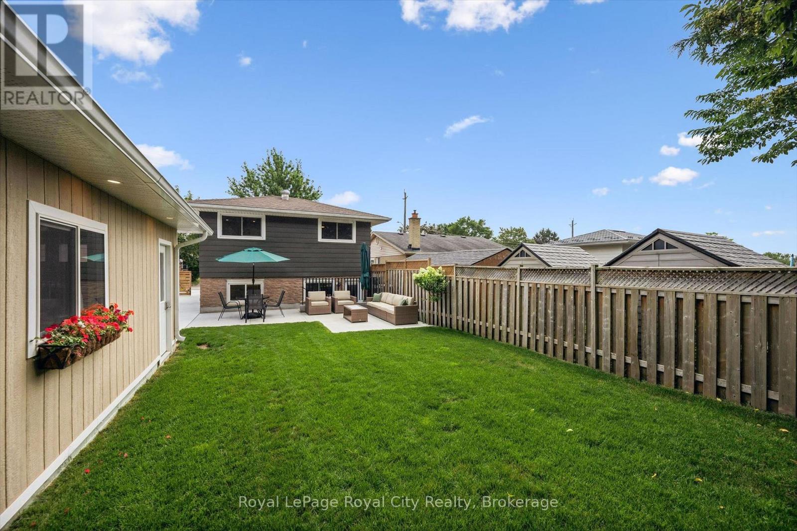 188 Country Club Drive, Guelph (Victoria North), Ontario  N1E 3L2 - Photo 30 - X13663566