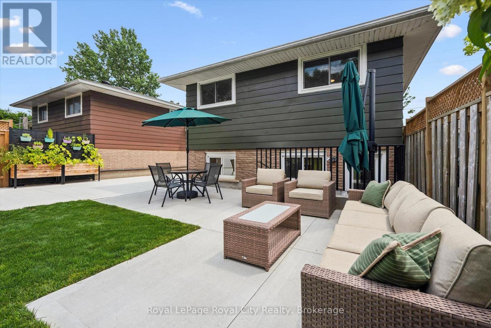 188 Country Club Drive, Guelph (Victoria North), Ontario  N1E 3L2 - Photo 34 - X13663566