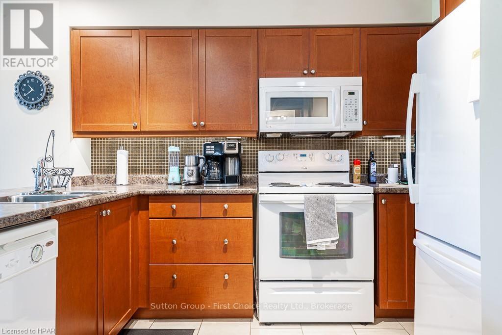 207 - 400 Romeo Street N, Stratford, Ontario  N5A 0A2 - Photo 10 - X13663584