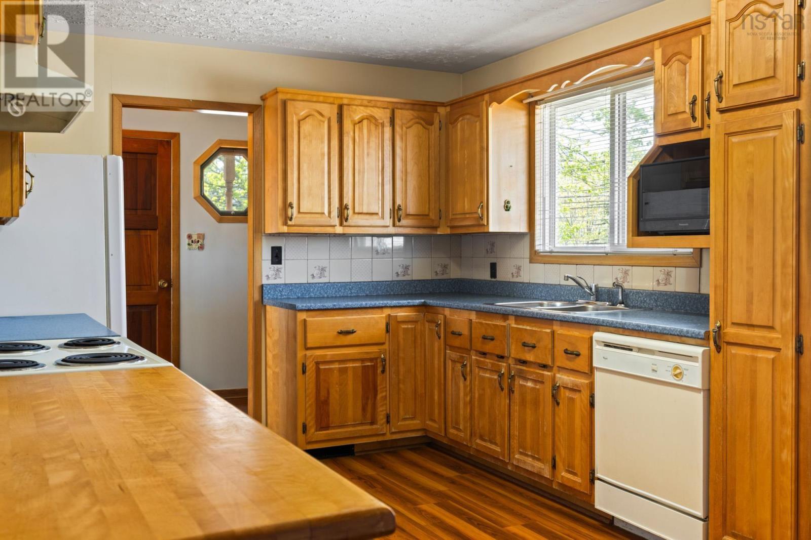 720 Herring Cove Road, Herring Cove, Nova Scotia  B3R 1Y8 - Photo 12 - 202611822
