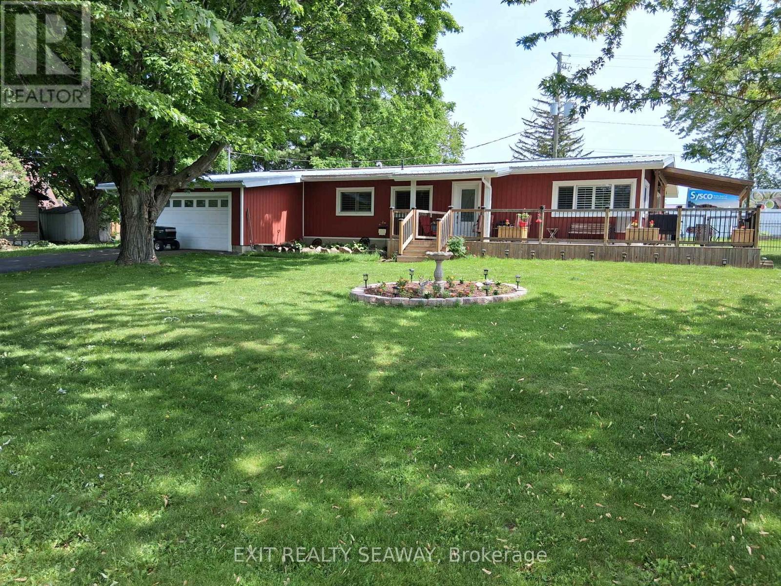 6731 Gilmore Hill Road, South Glengarry, Ontario K6H 7J3 - Photo 2 - X13663428