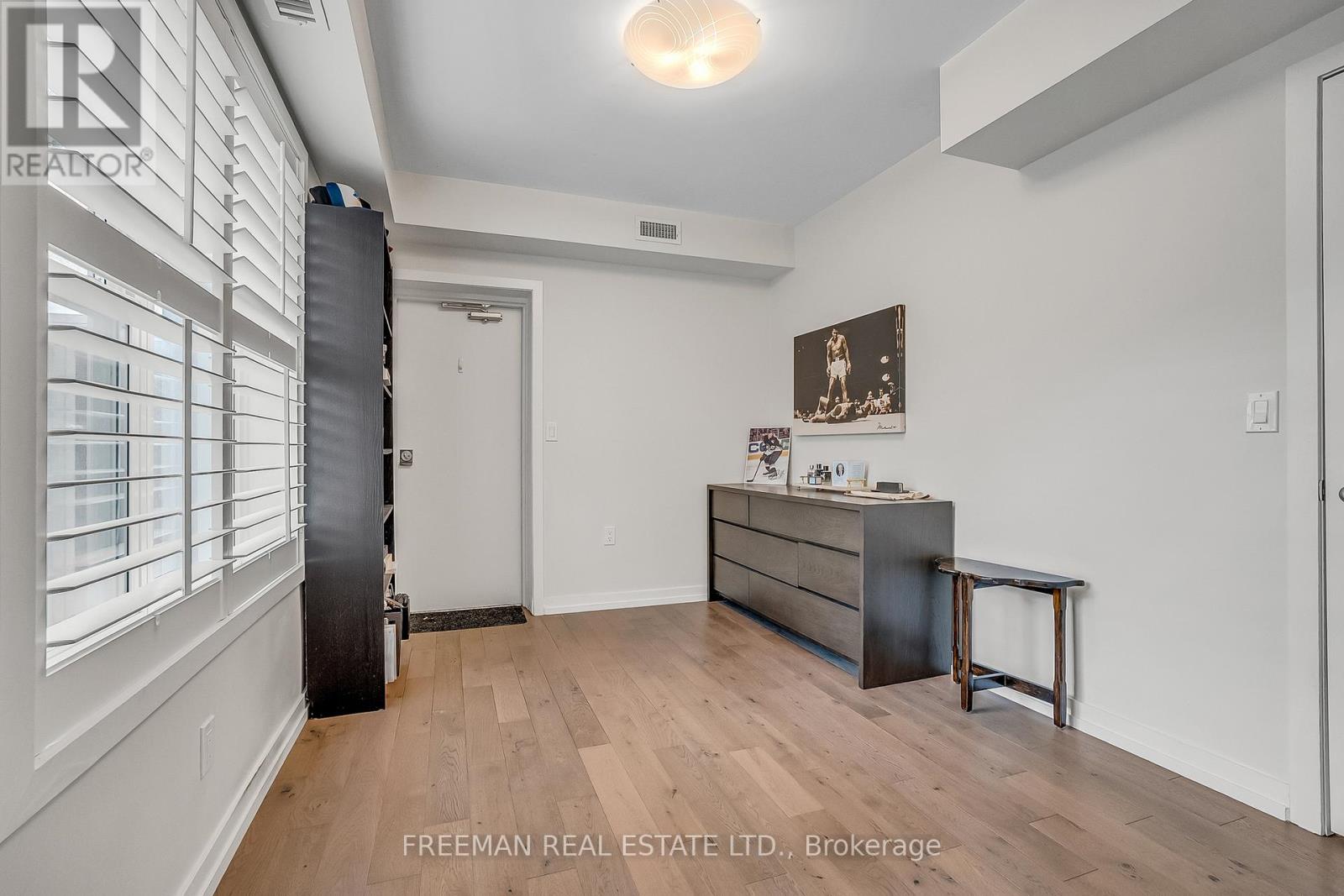 12 Arlington Avenue, Toronto, Ontario  M6G 3K8 - Photo 26 - C13663508