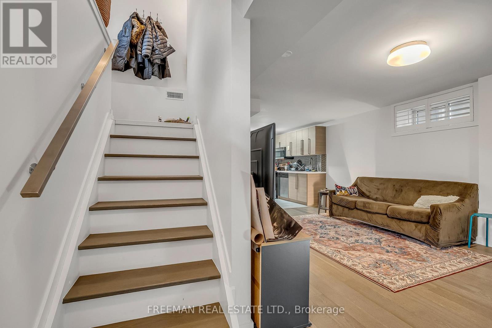 12 Arlington Avenue, Toronto, Ontario  M6G 3K8 - Photo 32 - C13663508